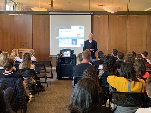 ESCP Europe attend a presentation by a faculty director at UC Berkeley